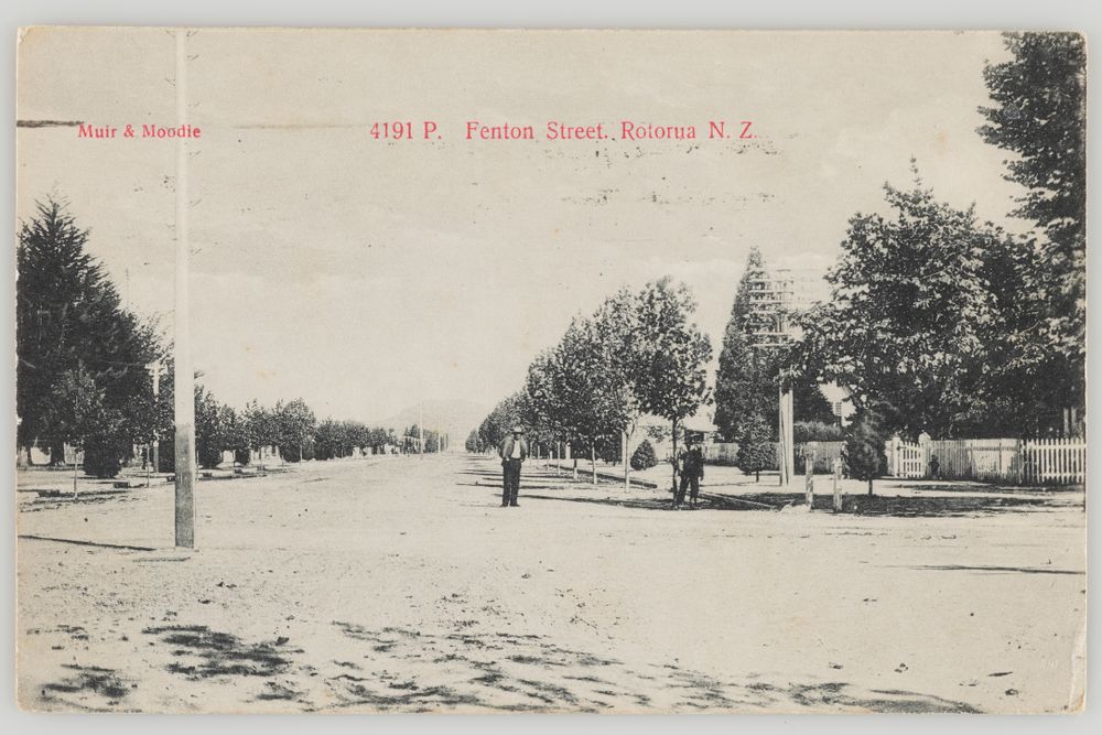 Fenton Street, Rotorua, photographed in 1904